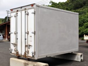 2トン バン 外寸 L320×W173×H207