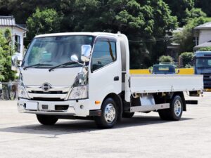 令和1年 ワイド 6FMT 積載3トン L4.35m 床鉄板