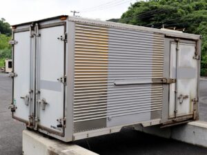 2トン バン 外寸 L312×W164×H160