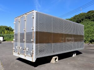 4トン バン 外寸 L630×W240×H267