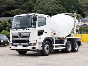 令和3年 360PS 7FMT 積載9.82トン ドラム容量8.7㎥ 混合4.4㎥ 電動ホッパー