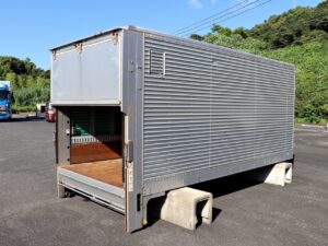 2トン バン 外寸 L433×W187×H229