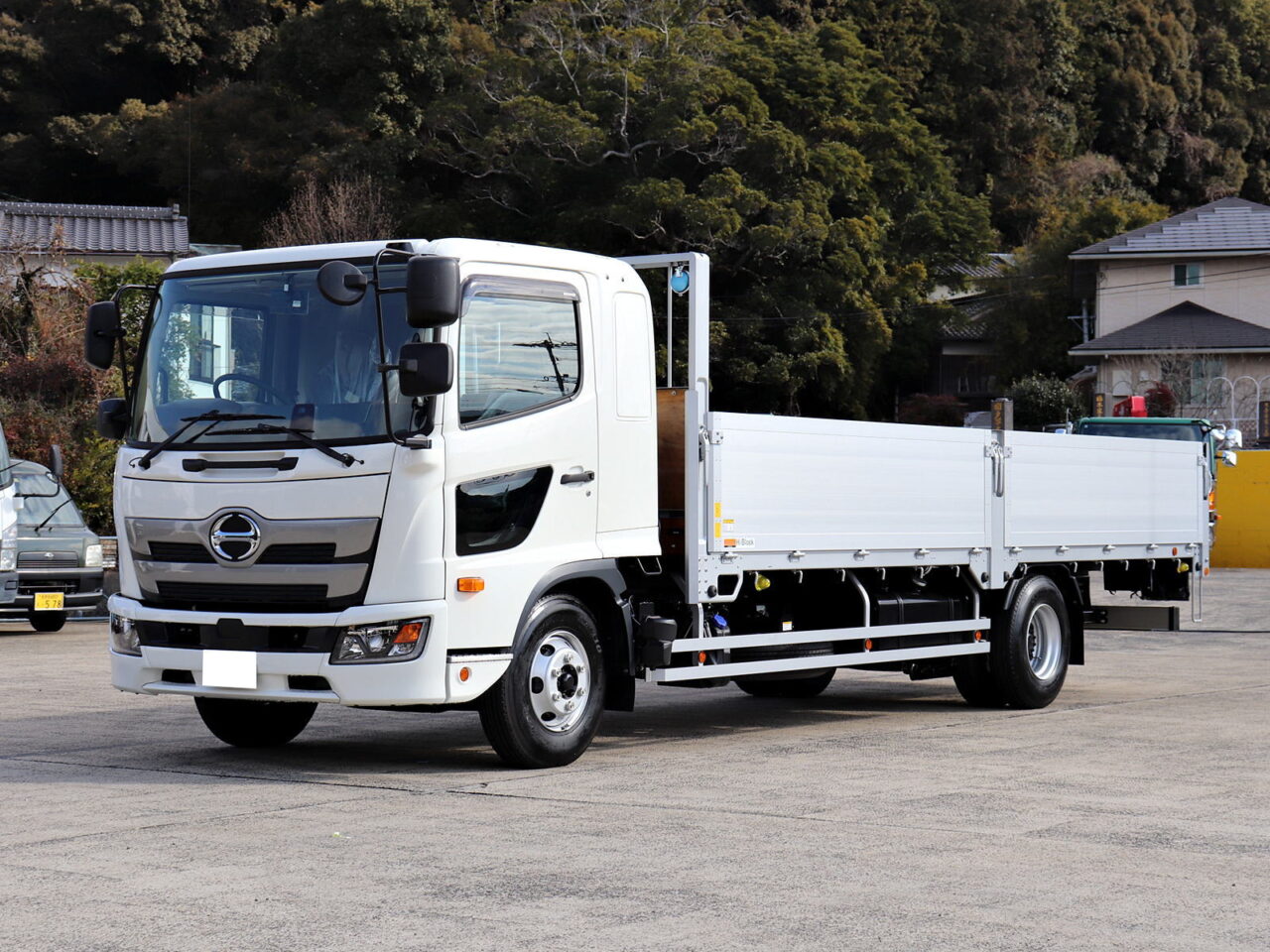 令和7年 標準幅 セミワイド 6FMT 積載3.5トン 後輪エアサス L6.2×W2.2m