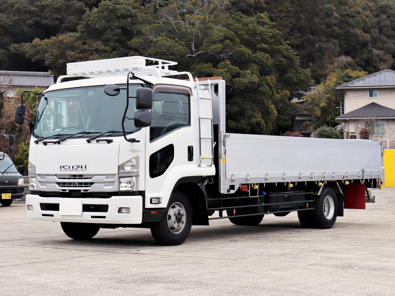 令和1年 ワイド 増トン 6FMT 積載5.9トン 床鉄板 L6.20×W2.36m