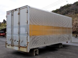 4トン バン 外寸 L628×W240×H267