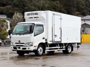 令和6年 標準 6FMT 積載2.95トン 低温 フルハーフ  横ドア付 スタンバイ付 菱重TDJS35J