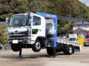 4段 ラジコン 増トン 標準 260PS 6FMT 積載6.4トン ウィンチ付 造りボデー 未使用車