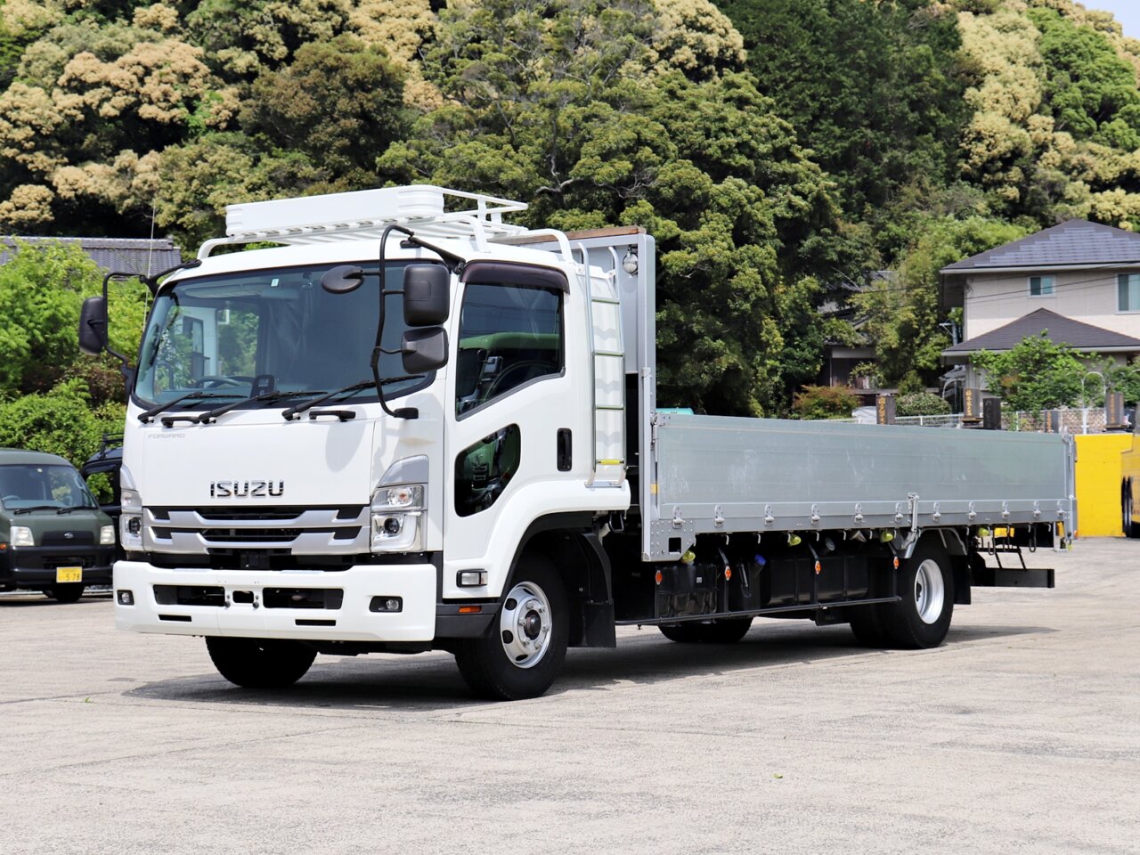 令和5年 ワイド 6FMT 積載3.45トン 後輪エアサス L6.2m