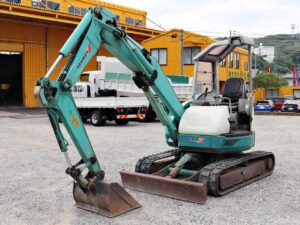 小旋回ミニショベル B3-3 ヤンマー オフセット ミニユンボ ゴムキャタ 排土板　