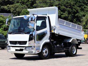 令和7年 ベット無 6FMT 積載3.4トン 電動コボレーン付 新明和 未使用車