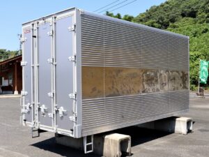 2トン バン 外寸 L438×W187×H226