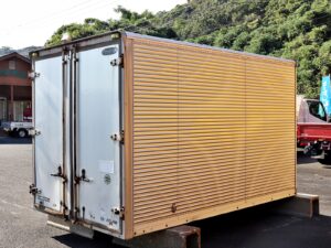 2トン バン車 外寸 L3210×W1860×H1920 DIY用アウトレット