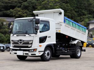 令和6年 積載7.9トン 6FMT 極東開発 未使用車